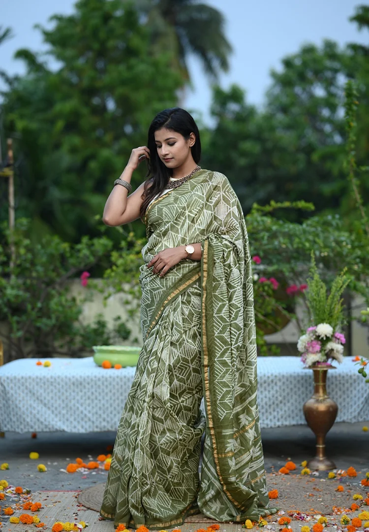 2026-04-07-10_01_24.66505302.webp Vanya / A Chanderi Silk Shibori Saree - Image 1