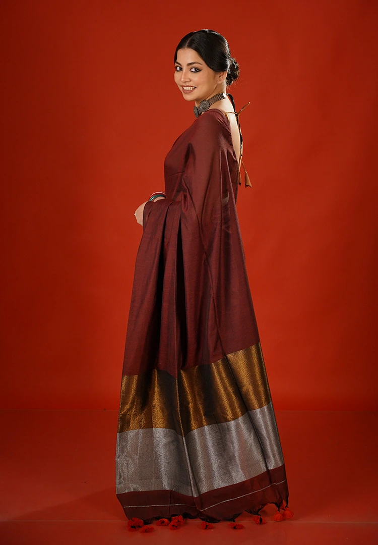 HoJ5943.webp Kasturi / A Khadi Cotton Saree - Image 1